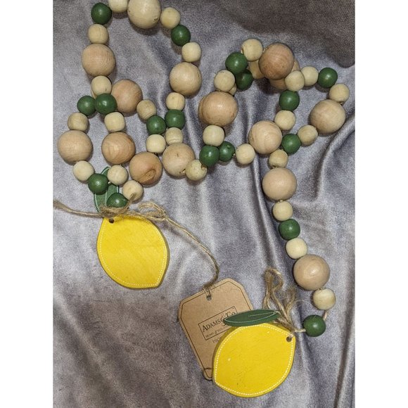 Adams & Co Lemon Wood Garland - Picture 3 of 3